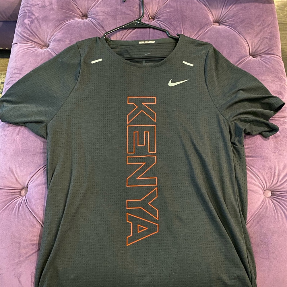 Nike dri fit t shirt